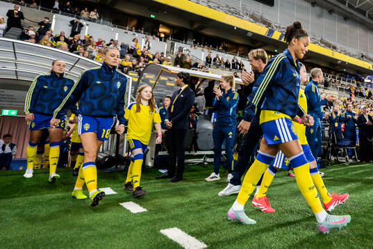 Fridolina Rolfö and Felicia Schröder of Sweden