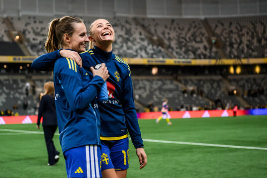 Nathalie Björn and Fridolina Rolfö of Sweden