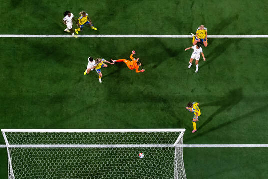 Rosa Kafaji of Sweden scores the 2-1 goal