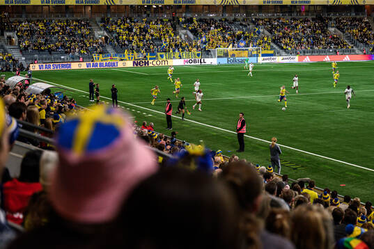 Hanna Lundkvist of Sweden chasing the ball