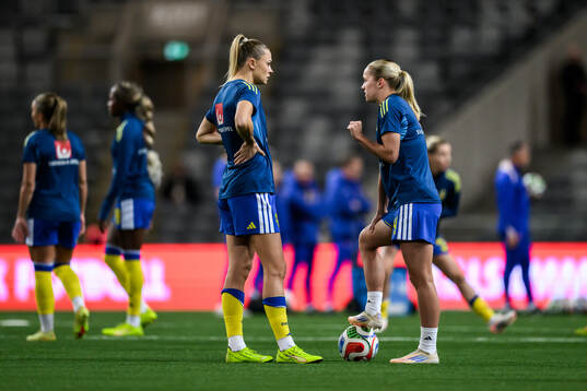 Fridolina Rolfö and Hanna Lundkvist of Sweden