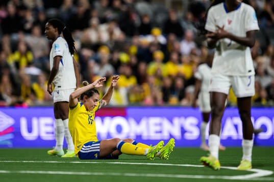 Julia Zigiotti Olme of Sweden looks dejected