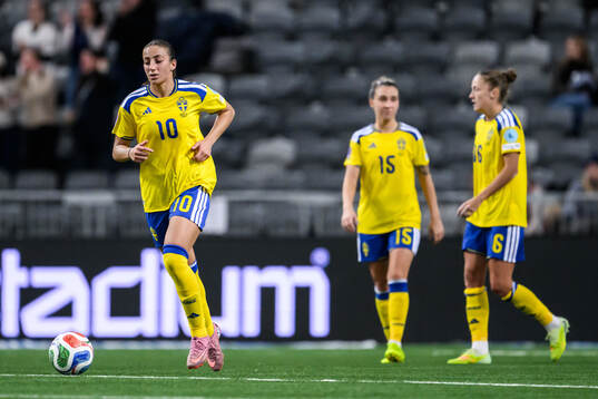 Rosa Kafaji, Julia Zigiotti Olme and Filippa Angeldahl of