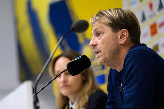 Head coach Tony Gustavsson of Sweden