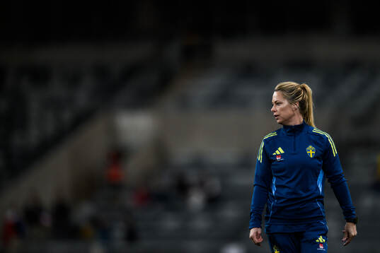 Assistant coach Johanna Almgren of Sweden