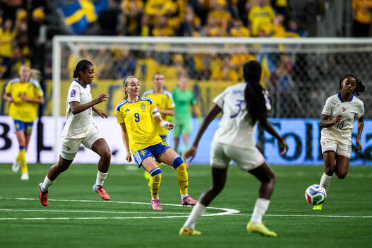 Kosovare Asllani of Sweden