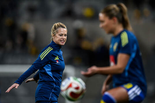 Assistant coach Johanna Almgren of Sweden