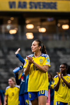 Rosa Kafaji of Sweden looks dejected