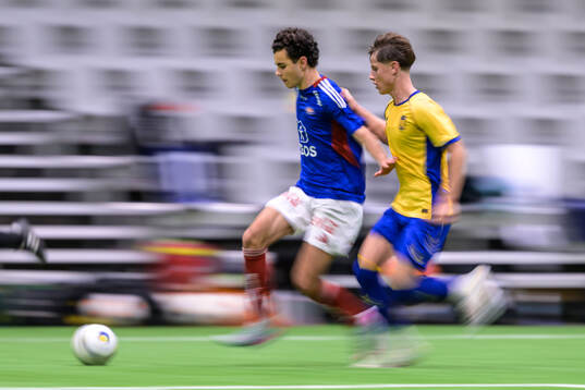 Vålerengas Gabriel Raikowic och Bröndbys Mathias Schou