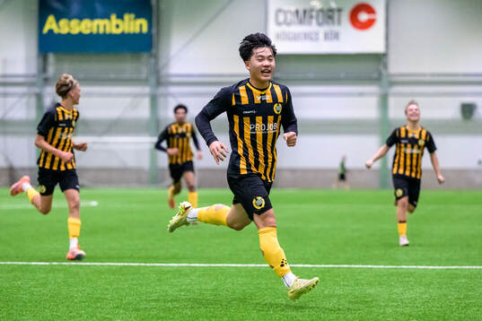 Hammarbys Akira Imamura jublar