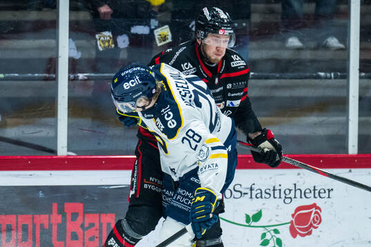 Södertäljes Adam Hesselvall och Nybros Fredrik Granberg