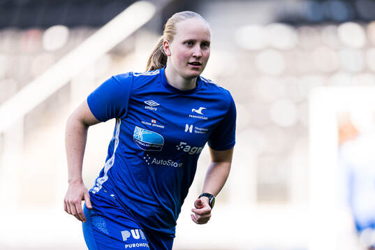 Kaja Olsen of Haugesund warms up