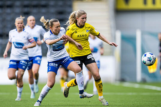Anja Helen Rasmussen of Haugesund and Maya Tveiten