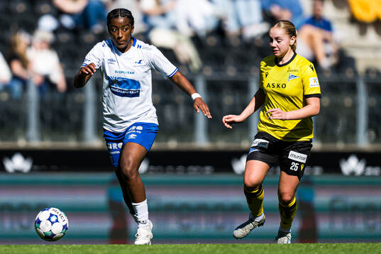 Daniela Mandi Tolonen of Haugesund and Amalie Isabell