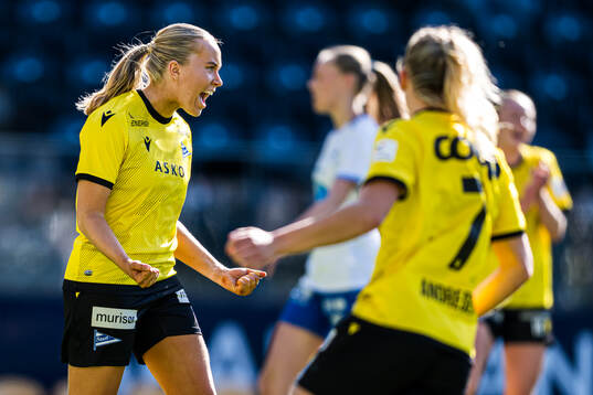 June Kvamsø of Start celebrates