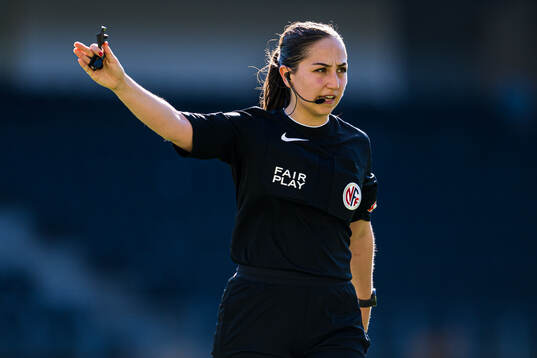 Aylin Kalak, referee