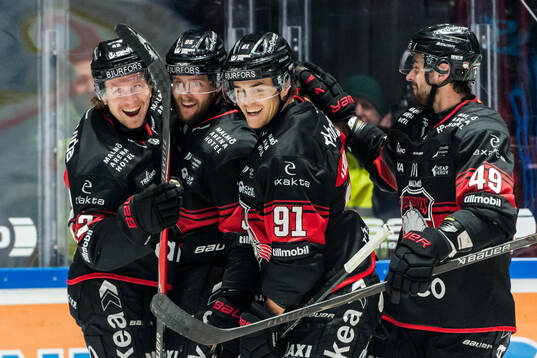 Malmö Redhawks Robin Salo jublar
