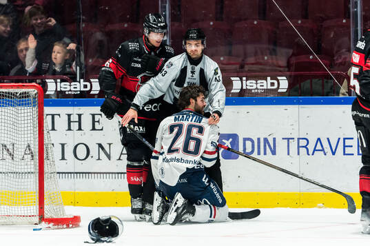 Malmö Redhawks Eemil Viro och Linköpings Max Martin