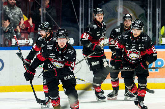 Malmö Redhawks Robin Salo jublar