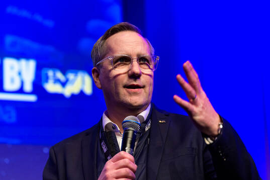 Richard Nylin, klubbdirektör och kommersiell chef HV71