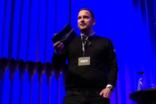 Johan Freijd, kommunkationschef HV71