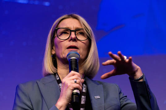 Jenny Silverstrand, VD SHL