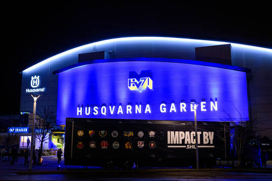 SHL Impact tour utanför Husqvarna Garden