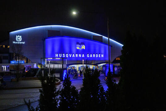 SHL Impact tour utanför Husqvarna Garden