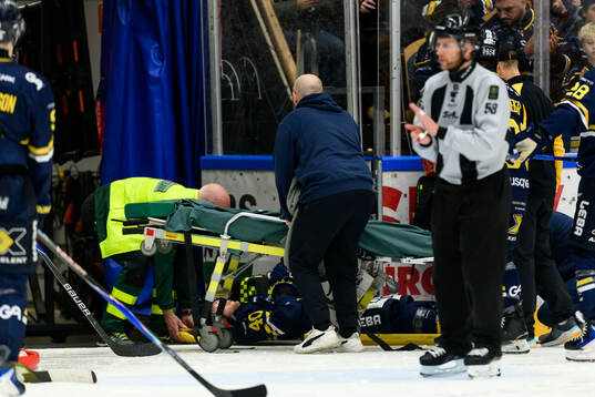 HV71s Oskar Stål-Lyrenäs får vård