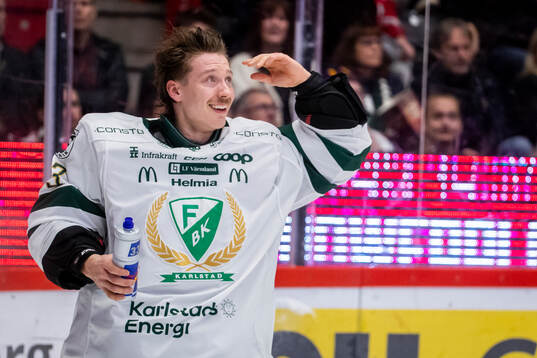 Färjestads målvakt Emil Larmi