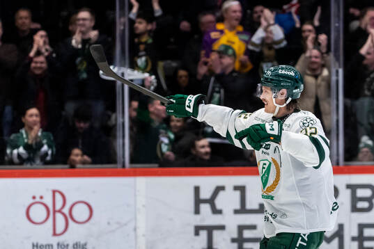Färjestads Magnus Nygren jublar
