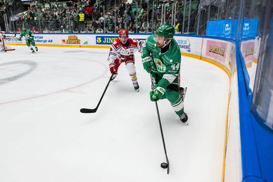 Timrås Marcus Hardegård och Rögles Calvin De Haan