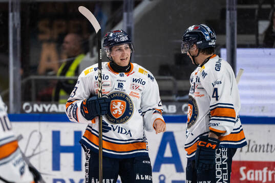 Växjös Elias Lindgren och Keegan Lowe