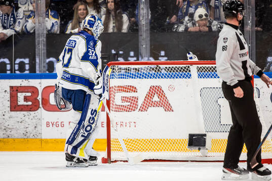 Leksands målvakt Jakob Hellsten deppar