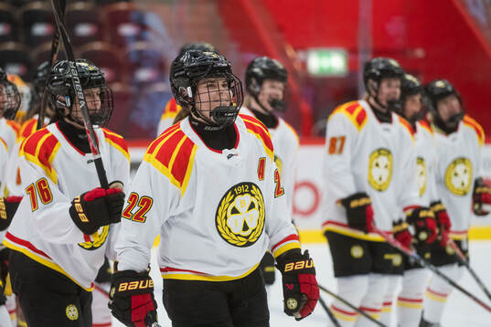 Brynäs Hanna Thuvik jublar