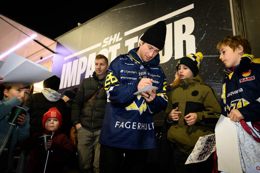 HV71s Justin Glenn Kloos