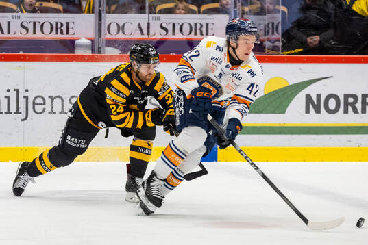 Växjös Kalle Kratz och Skellefteås Oscar Lindberg