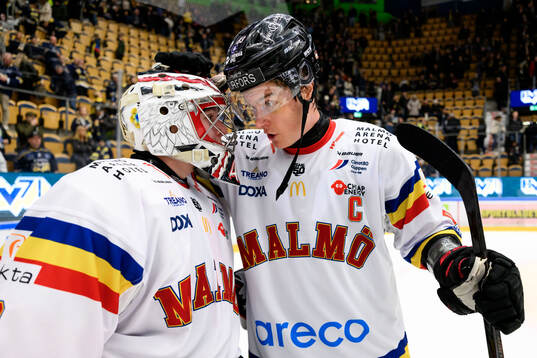 Malmö Redhawks målvakt Oskar Blomgren och Fredrik
