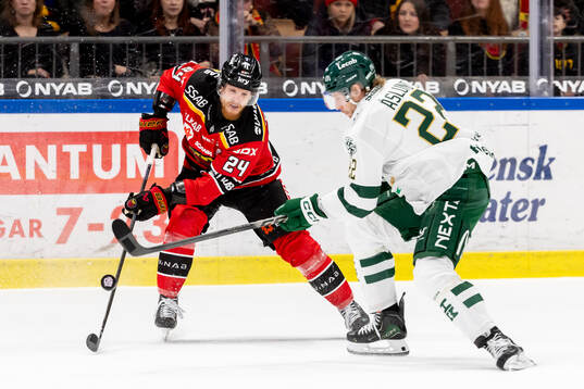 Luleås Brendan Shinnimin och Färjestads Per Åslund
