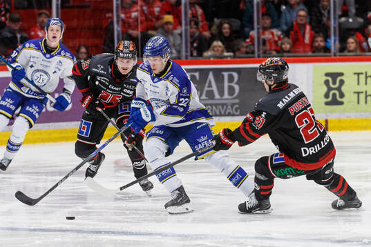 Leksands Lukas Vejdemo och Örebros Patrik Puistola