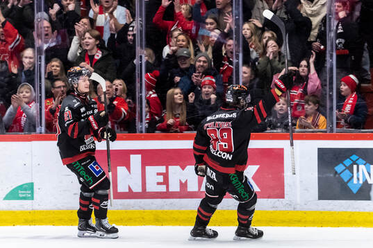 Örebros Patrik Karlkvist jublar