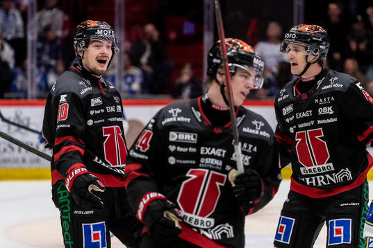 Örebros Sampo Ranta jublar vid 3-0