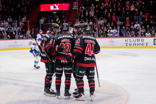 Örebros Sampo Ranta jublar vid 3-0