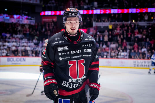 Örebros Sampo Ranta jublar vid 3-0