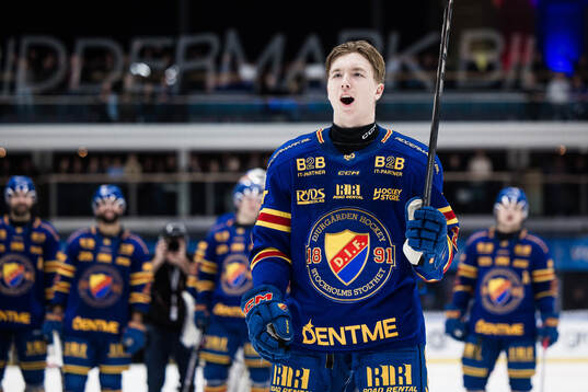 Djurgårdens Viggo Björck jublar