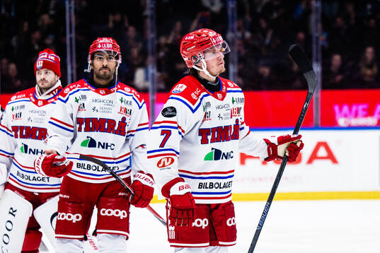 Timrås målvakt Tim Juel, Jeremy Boyce-Rotevall och Marcus