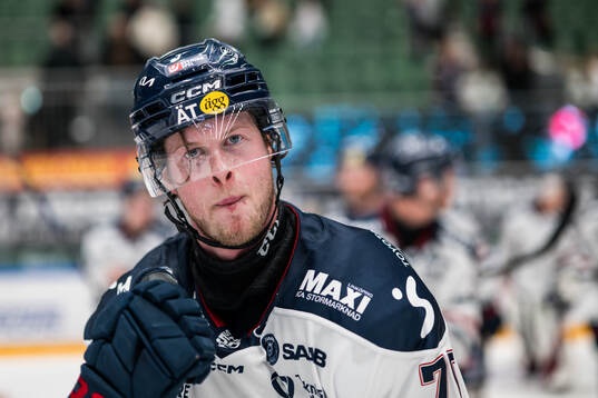 Linköpings Fredrik Karlström jublar