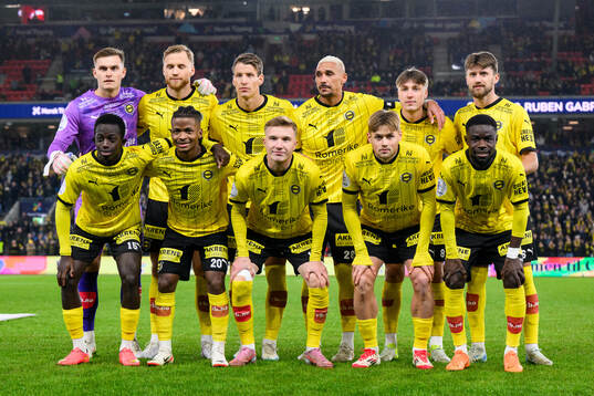 The starting eleven of Lillestrøm, from the top left;