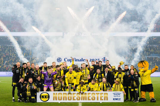 Players of Lillestrøm celebrates with the trophy