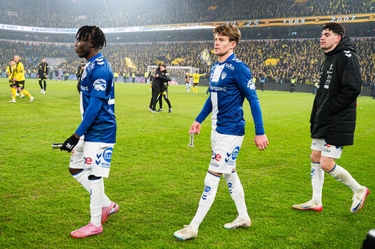 Sondre Sørli of Sarpsborg 08 looks dejected